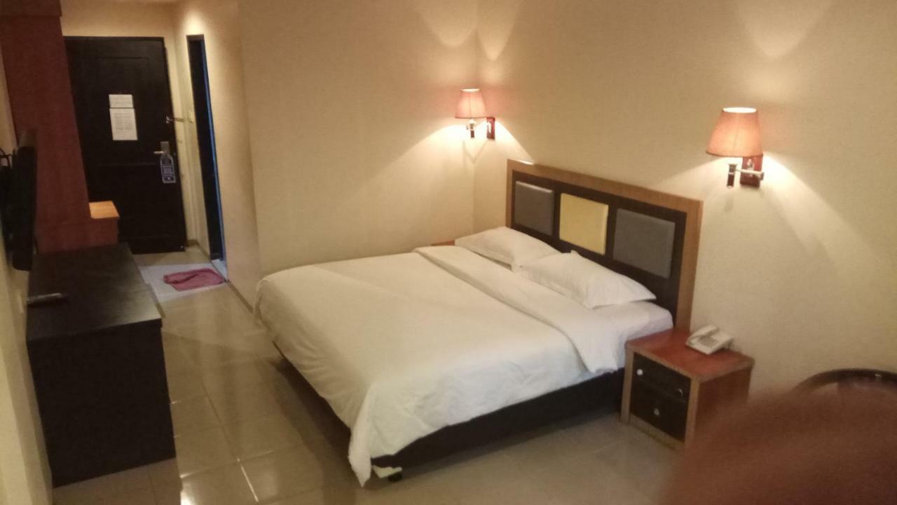 Utama Hotel Batam Quarto foto